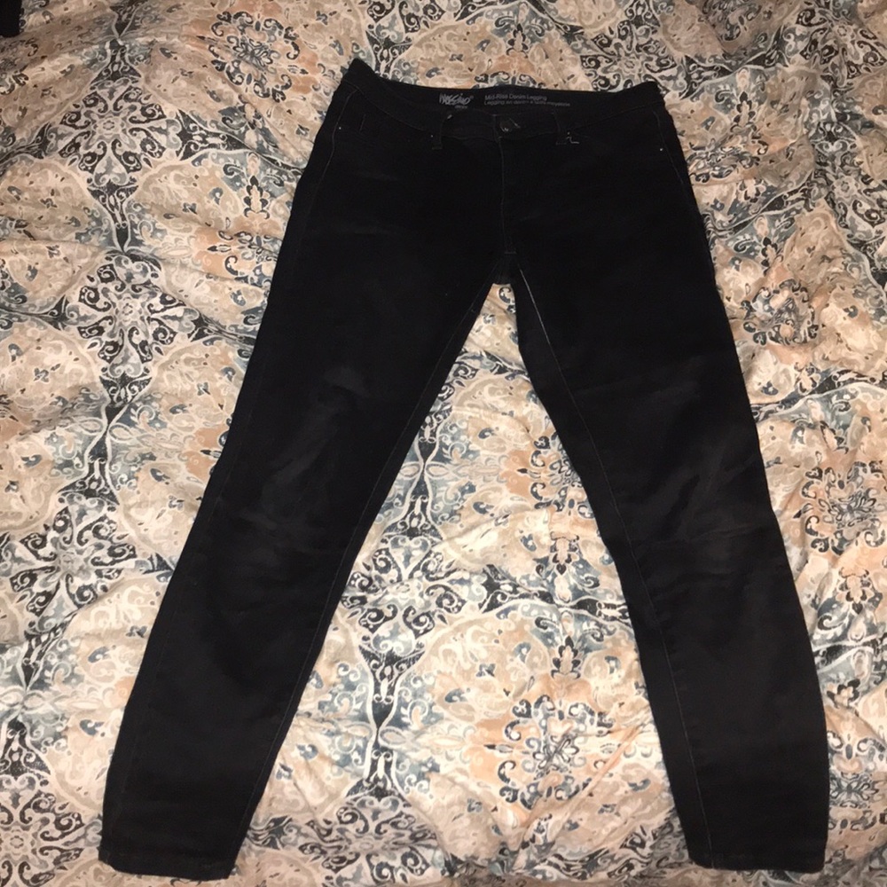 Jeans - Picture 2 of 5